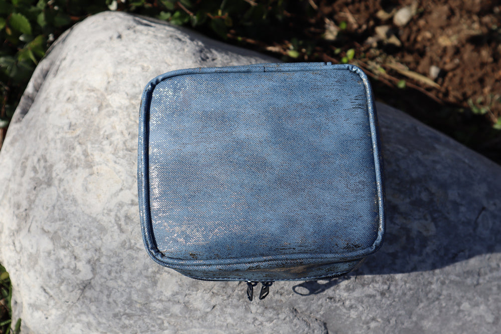 Estuche de Medicinas Metallic Denim