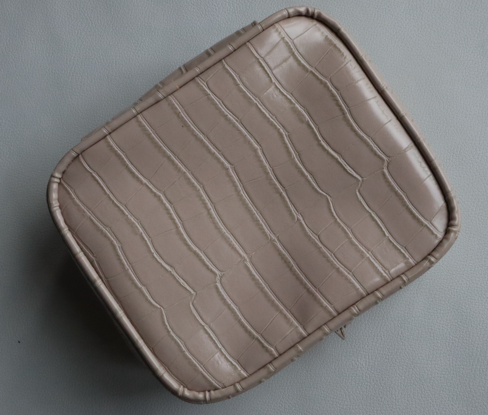 Estuche de Medicinas Tan Cocodrilo