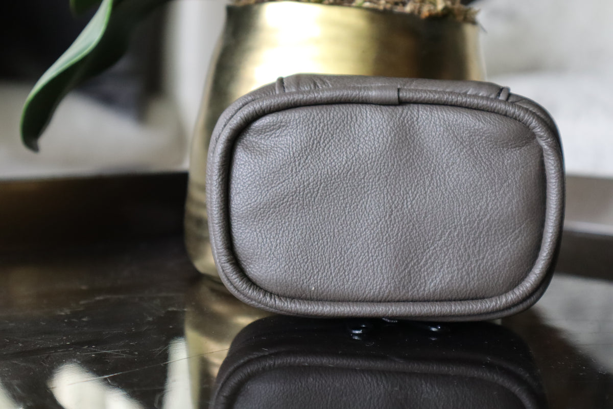 Estuche Mini Gris