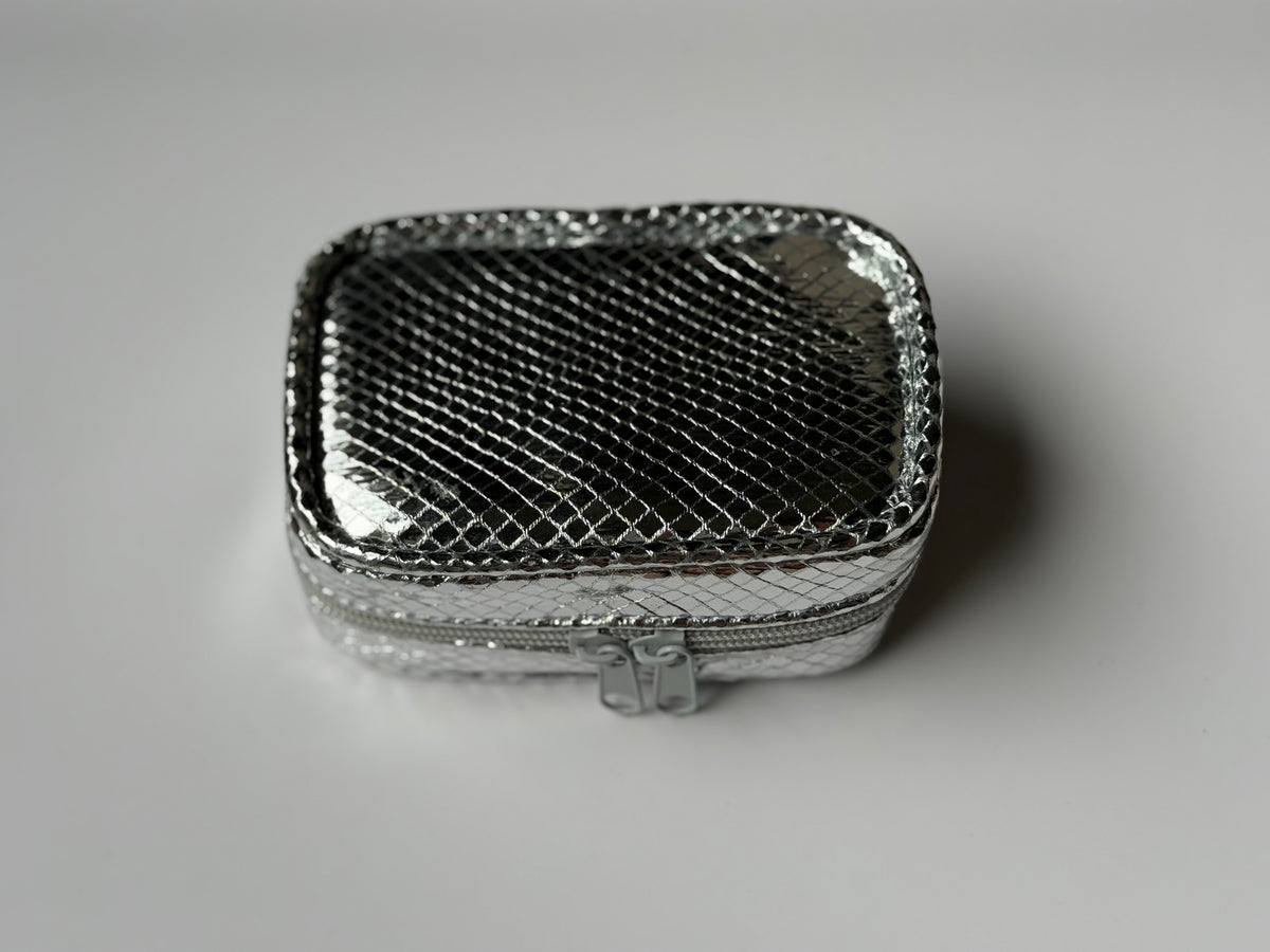 Estuche Mini Plateado Rombos