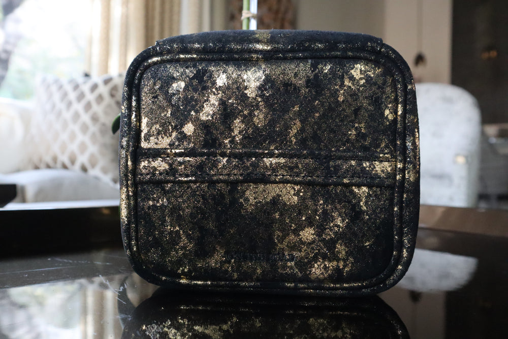 Estuche de Medicinas Black and Gold Snake