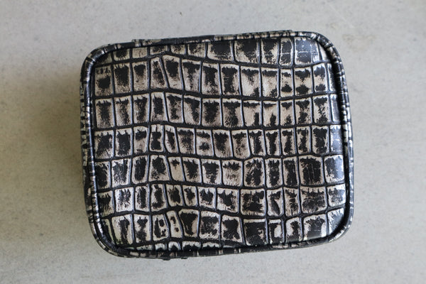 Estuche de Medicina Metalligator