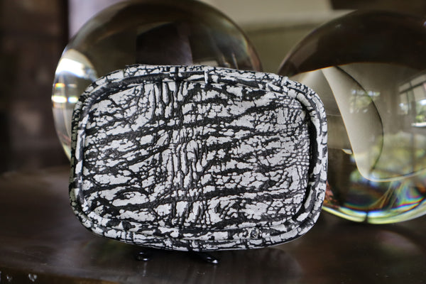 Estuche Mini Negro y Blanco Print