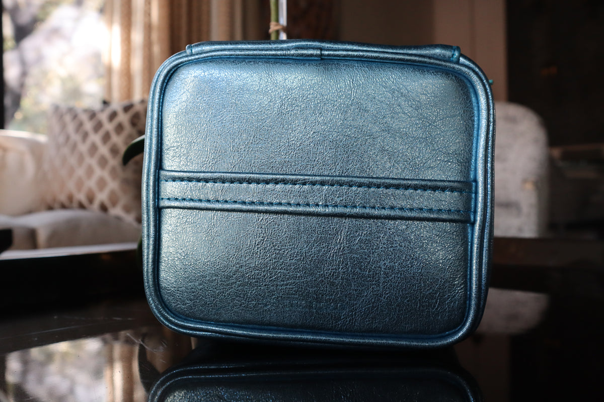 Estuche de Medicina Metallic Sky