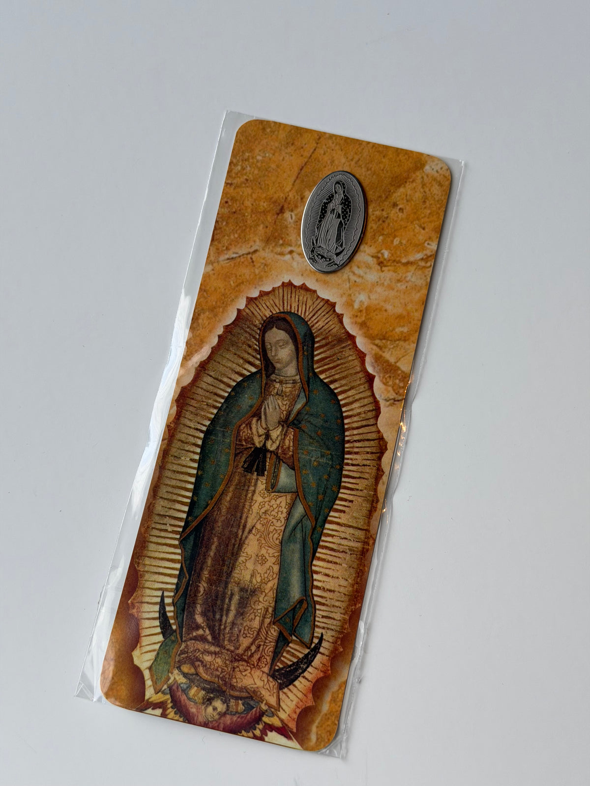 Sticker medalla Virgen de Guadalupe