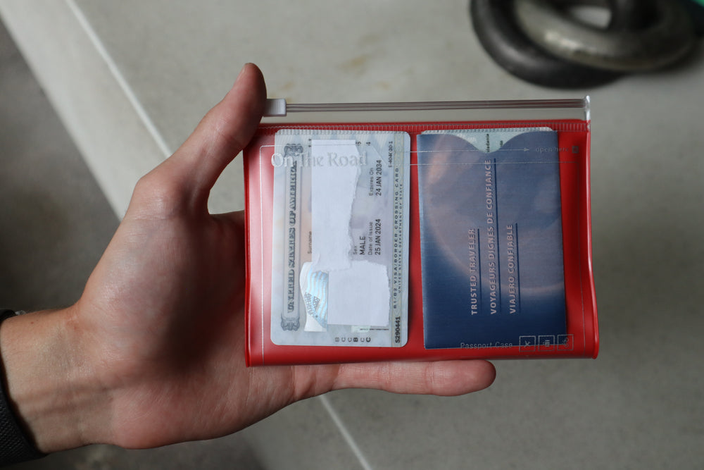 Pasaportera Roja